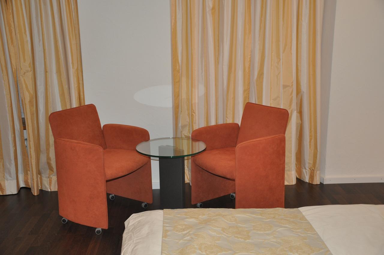 Hotel Loewen Mellingen Habitación foto